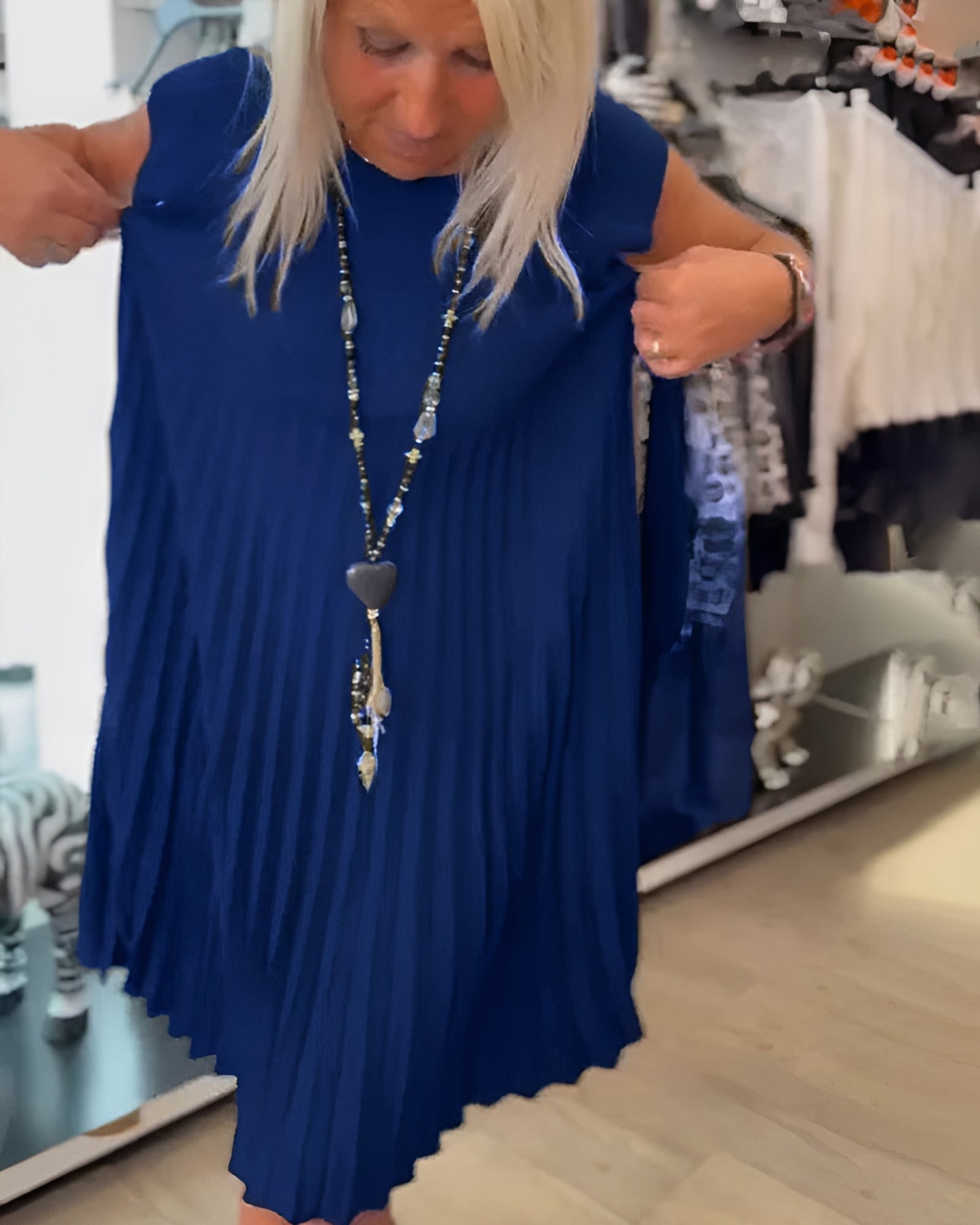 Shihua – Trendikäs Pliseerattu Mekko