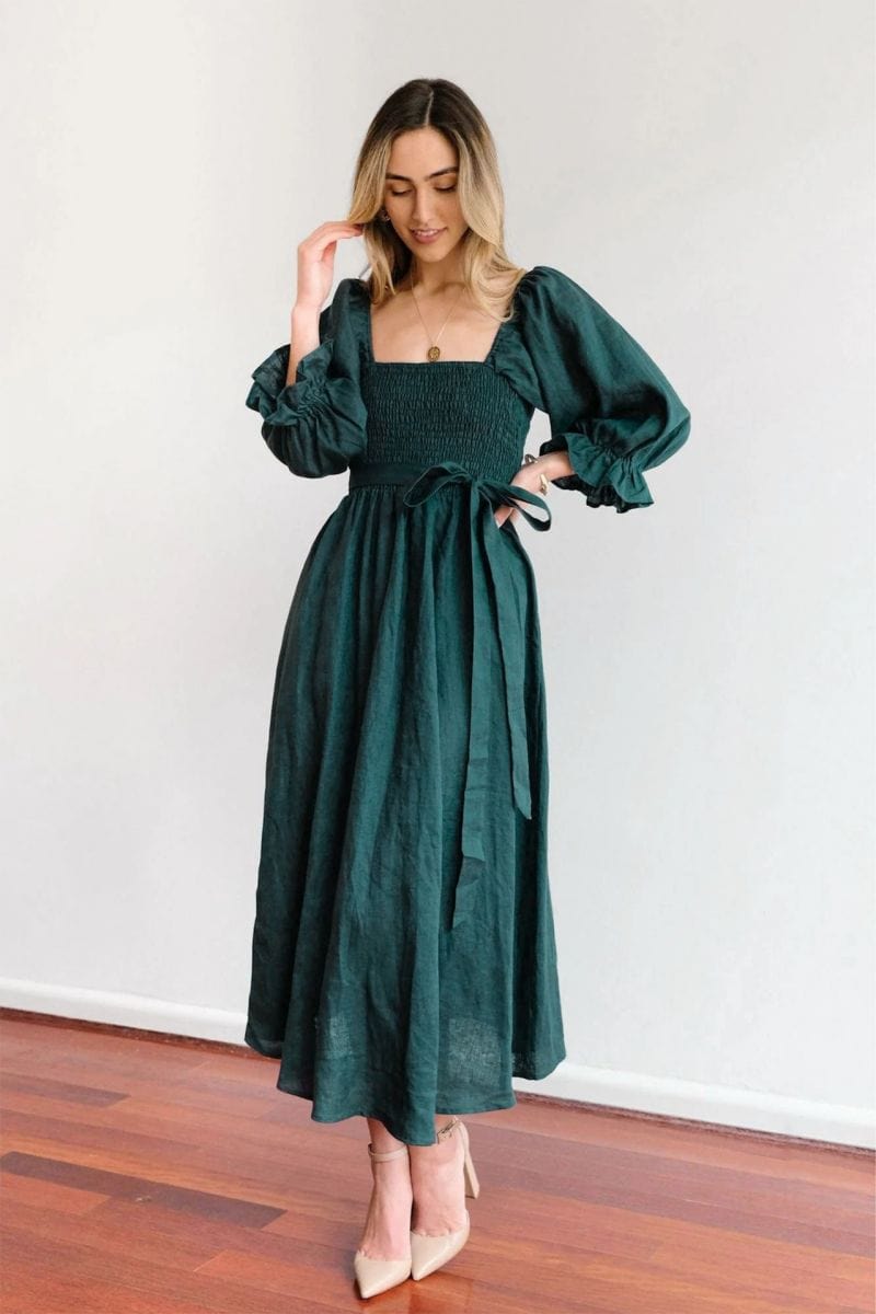 Tana | RANSKALAINEN MEKKO, JOSSA ON HÖYHEÄT HIHAT