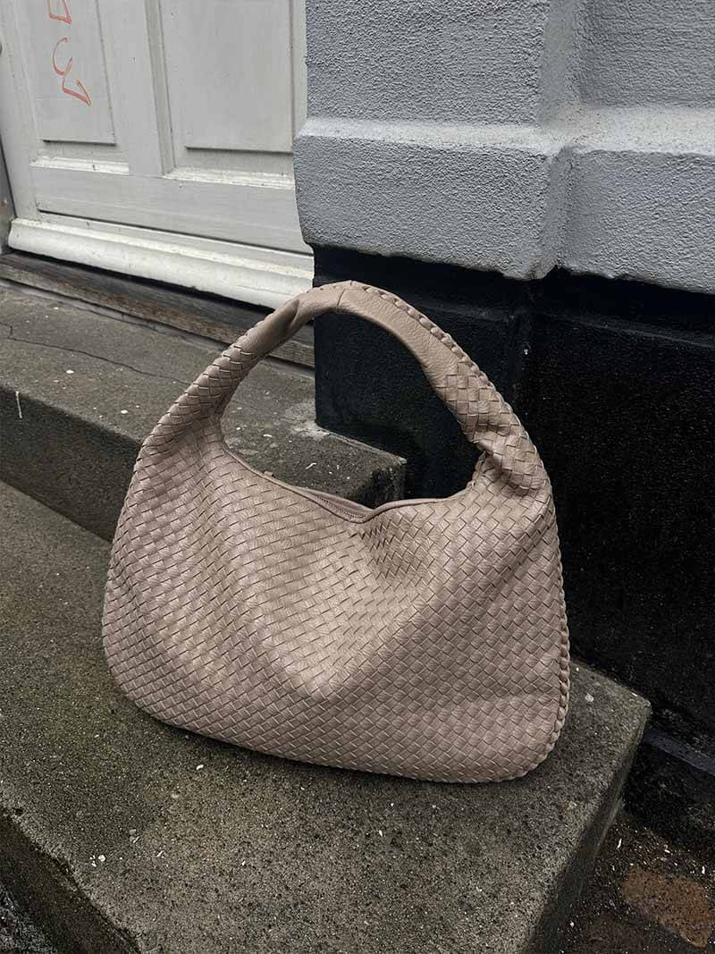 Amelia | Käsintehty Olkalaukku
