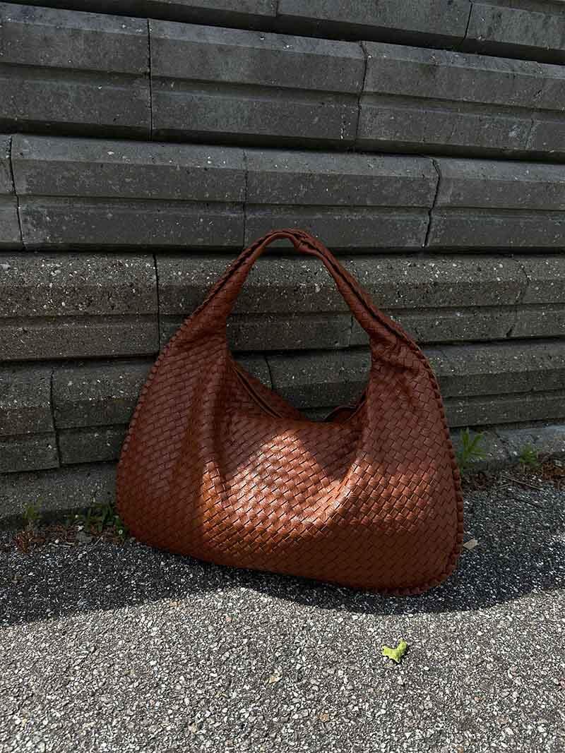 Amelia | Käsintehty Olkalaukku