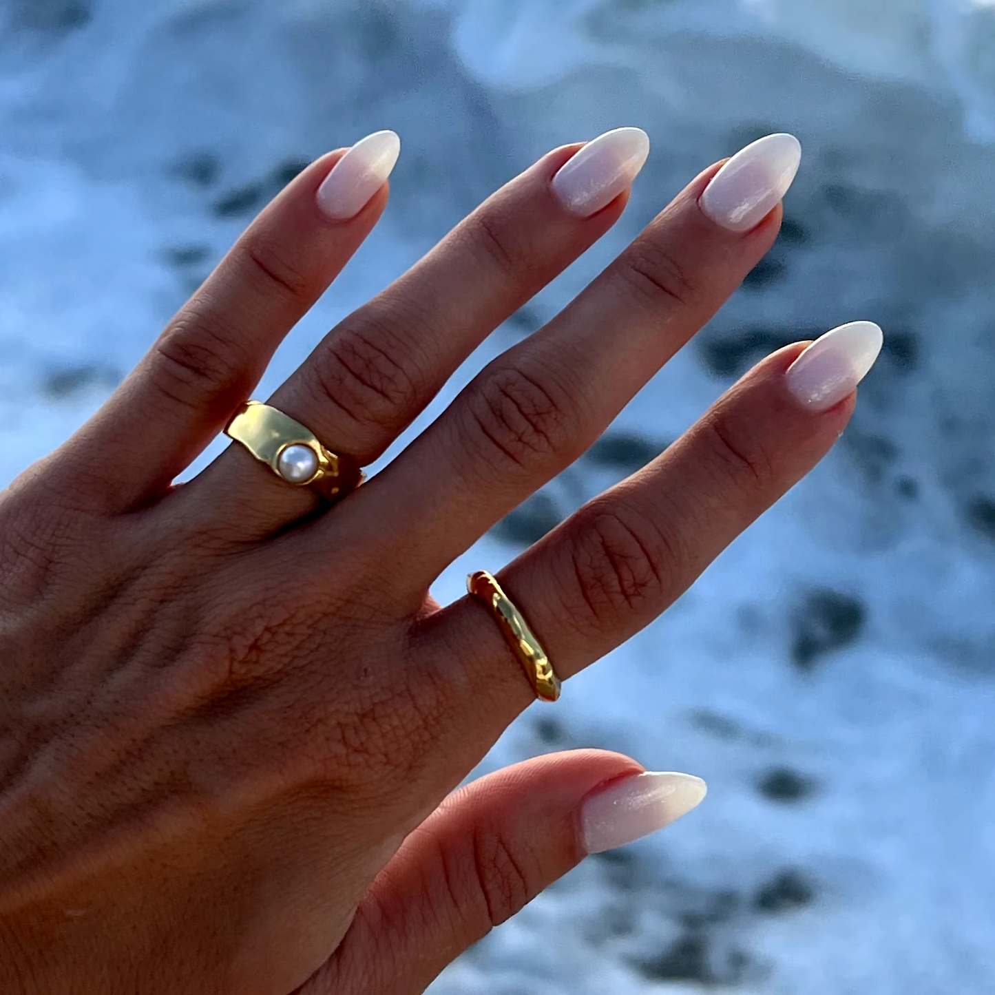 Linnea™ | Vintage ring med naturlig gyllene pärla