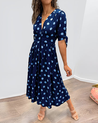 Monique™ | Tyylikäs Mekko Pilkuilla