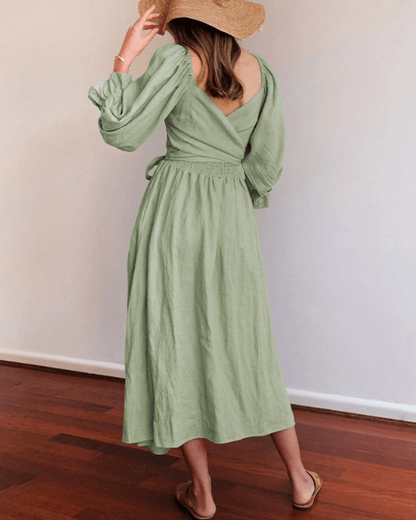 Tana | RANSKALAINEN MEKKO, JOSSA ON HÖYHEÄT HIHAT