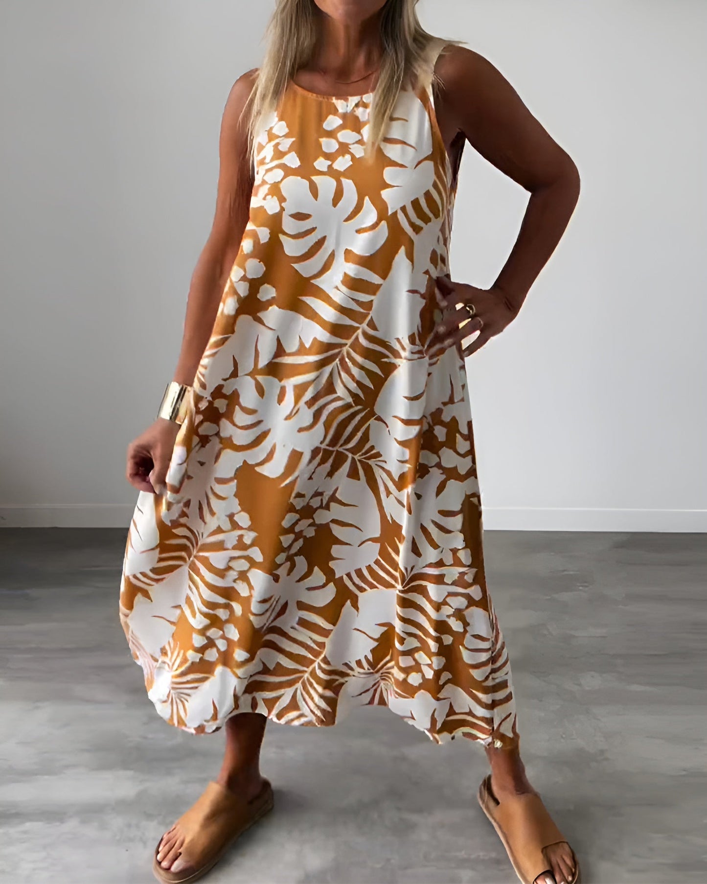 Audrey | Tyylikäs ilmanhihaisten mekko