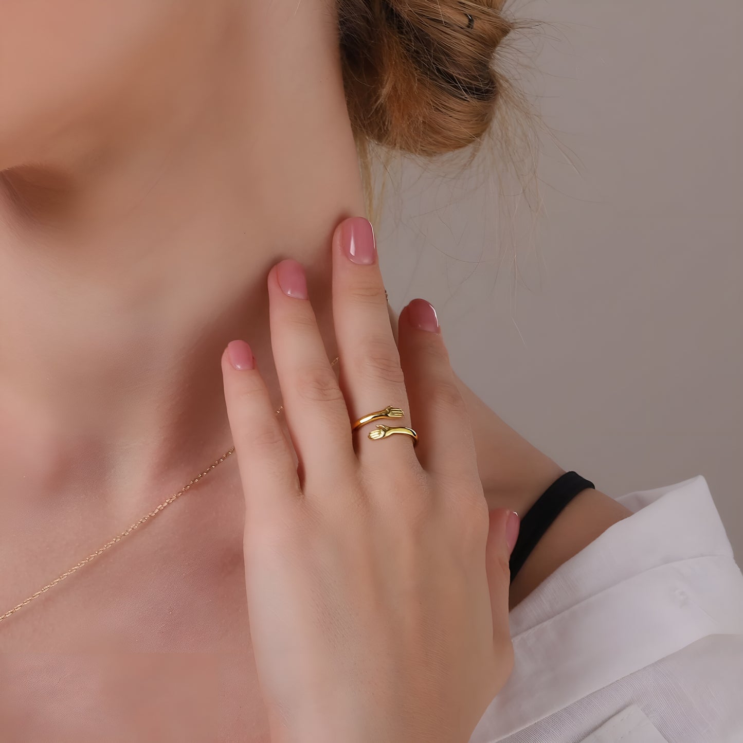 Hug Ring™ | Aina lähellä, aina yhteydessä.