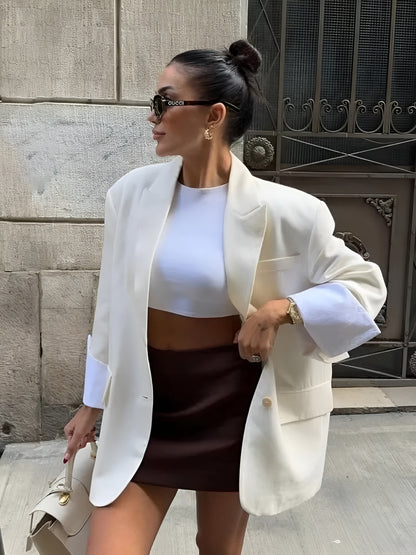 Elsa™ | Tyylin ja itsevarmuuden voimavaate – Oversize-bleiseri joka hurmaa