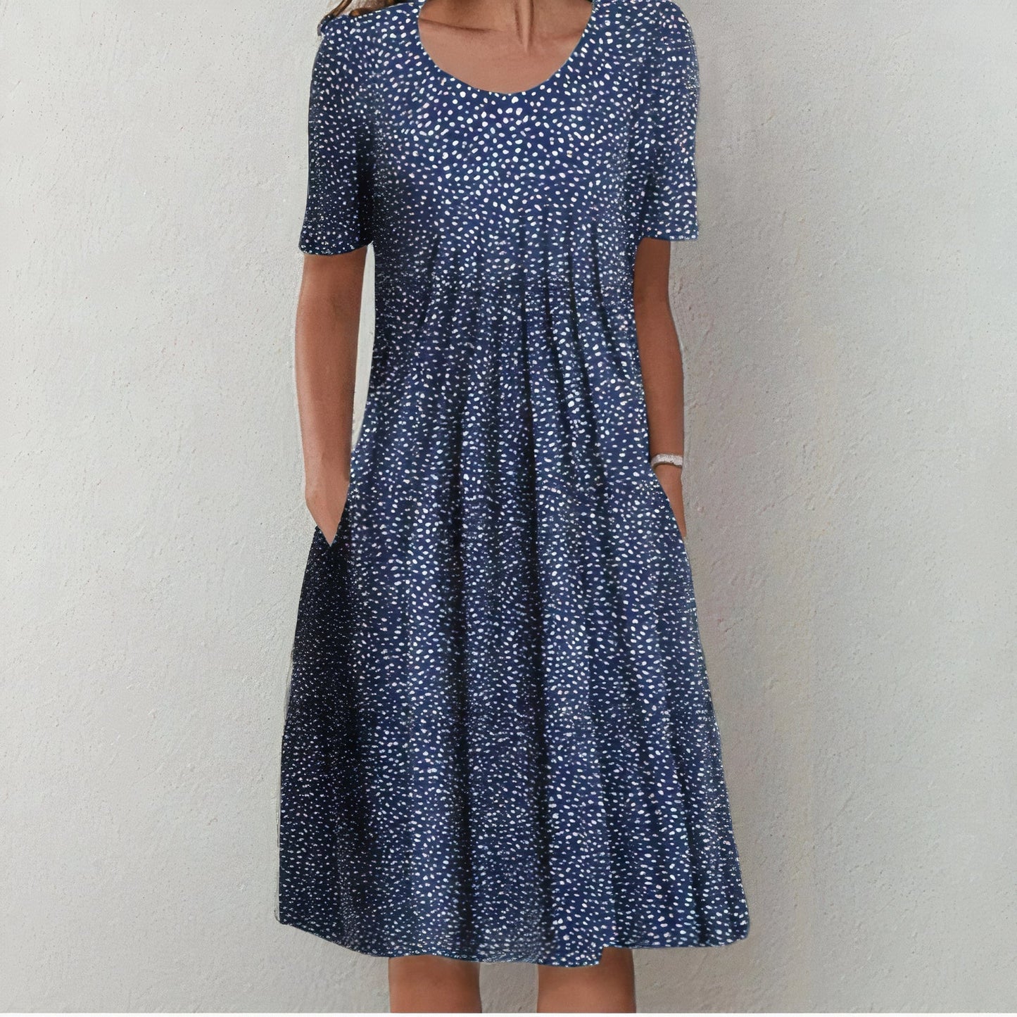 Lise | Elegantti Mekko (Lähes loppu)