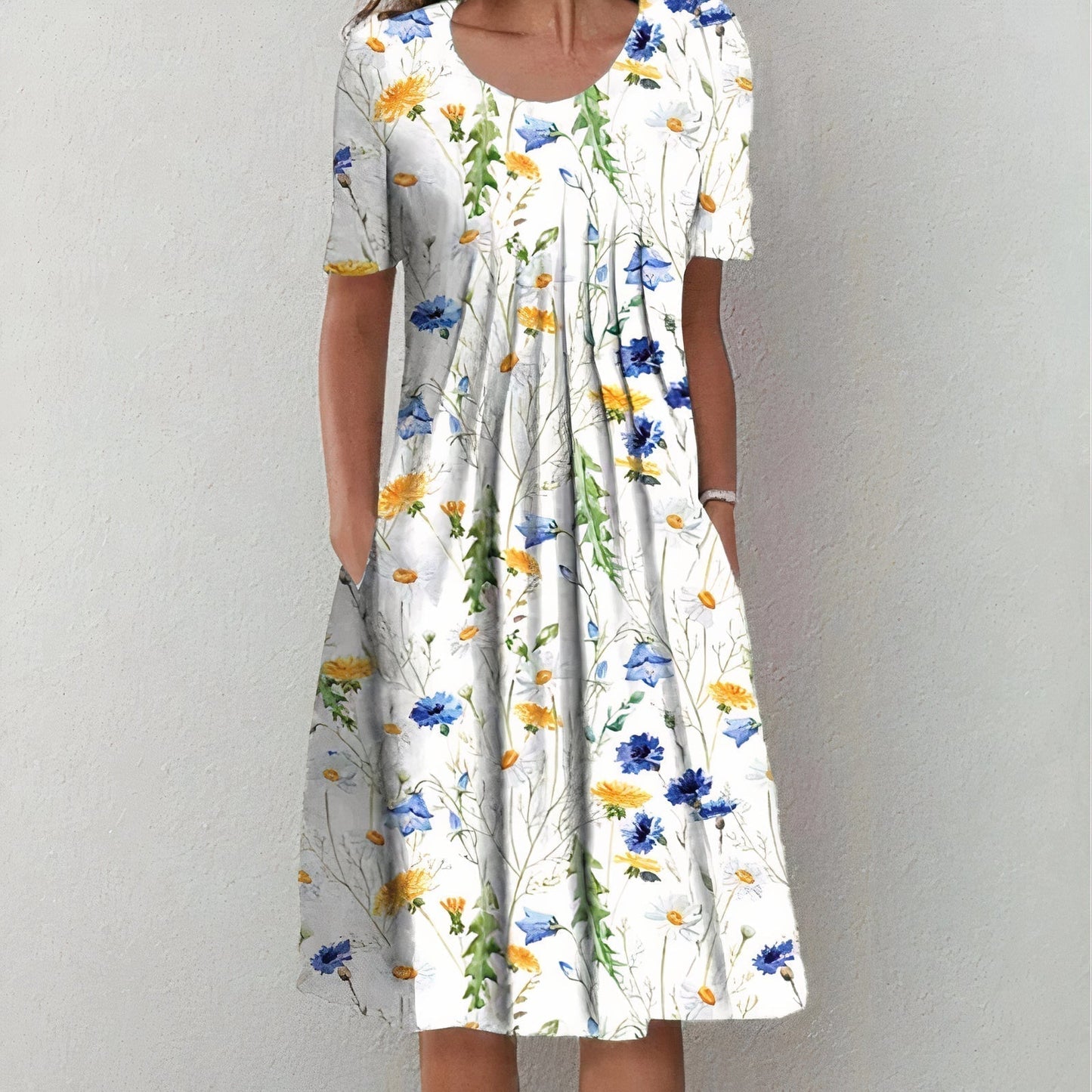 Lise | Elegantti Mekko (Lähes loppu)