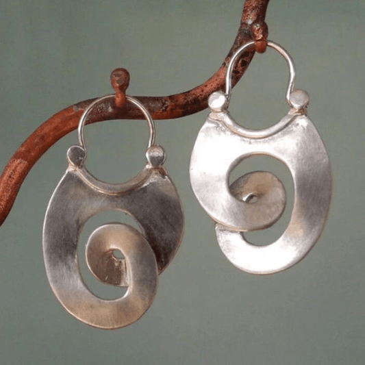 Minova™ | Vintage Spiral Silverörhängen